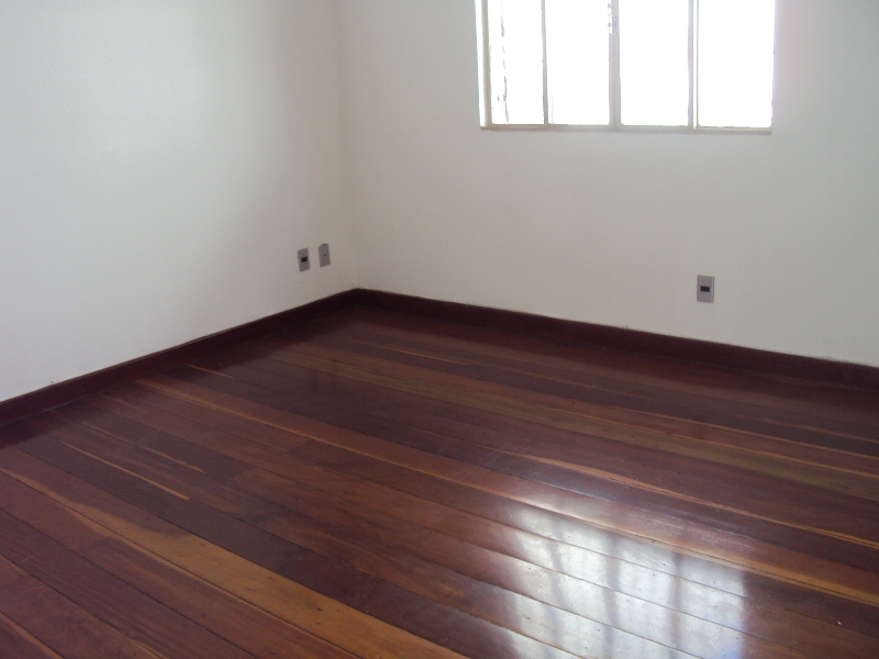 Apartamento à venda com 3 quartos, 90m² - Foto 2