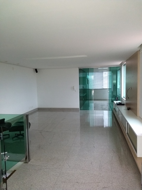 Cobertura à venda com 3 quartos, 250m² - Foto 10