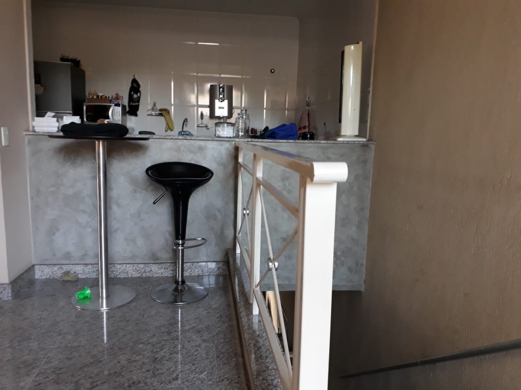 Casa à venda com 6 quartos, 295m² - Foto 12