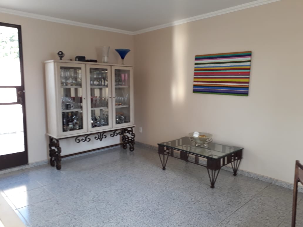 Casa à venda com 6 quartos, 295m² - Foto 15