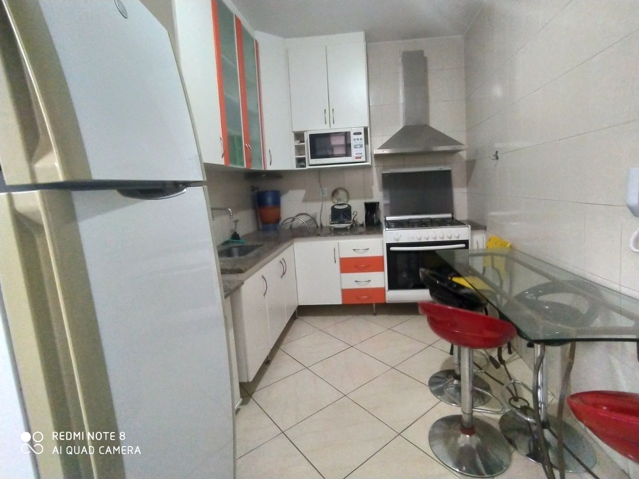 Apartamento para alugar com 3 quartos, 138m² - Foto 12