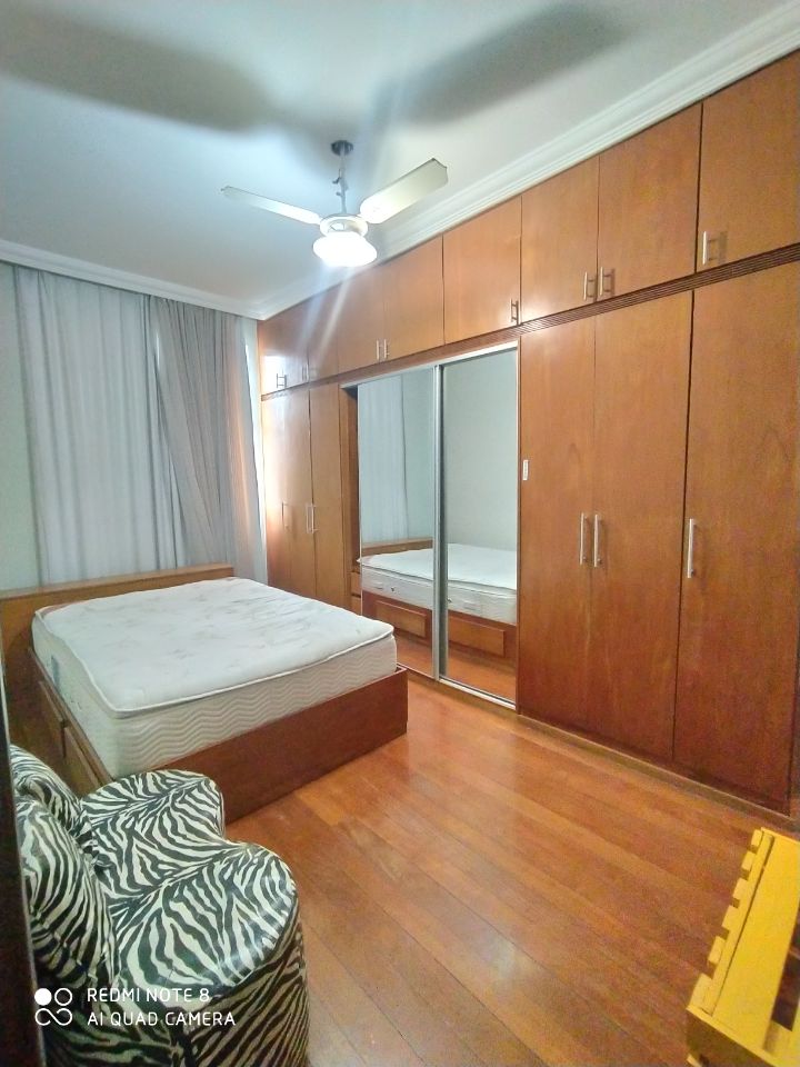 Apartamento para alugar com 3 quartos, 138m² - Foto 4