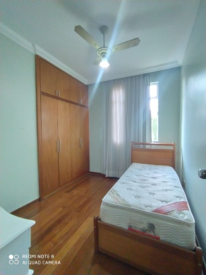 Apartamento para alugar com 3 quartos, 138m² - Foto 8