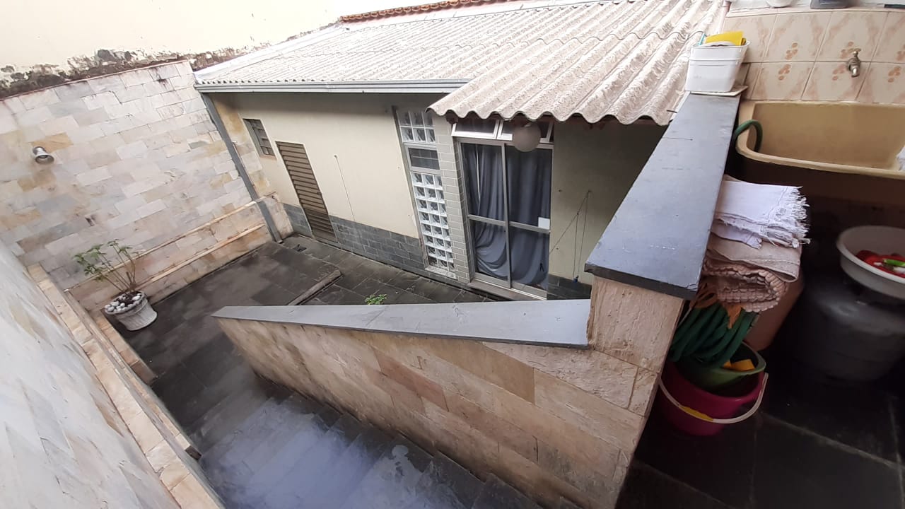 Casa à venda com 3 quartos, 141m² - Foto 10