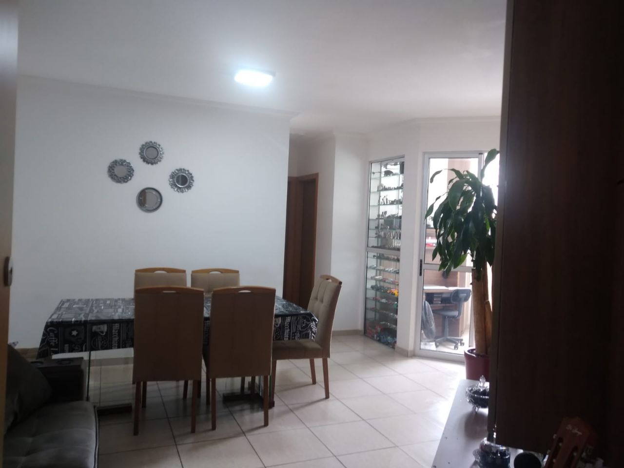 Apartamento à venda com 2 quartos, 102m² - Foto 1