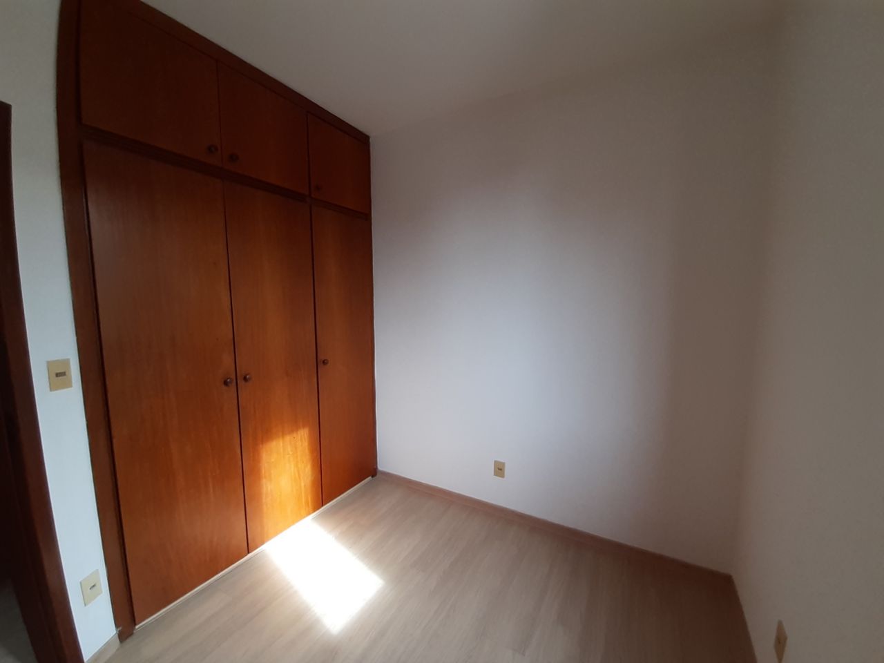 Apartamento à venda com 3 quartos, 142m² - Foto 9