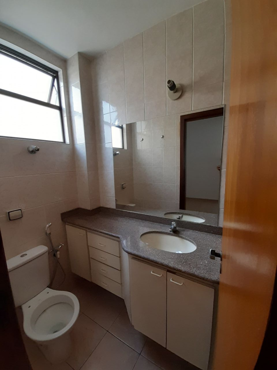 Apartamento à venda com 3 quartos, 142m² - Foto 13