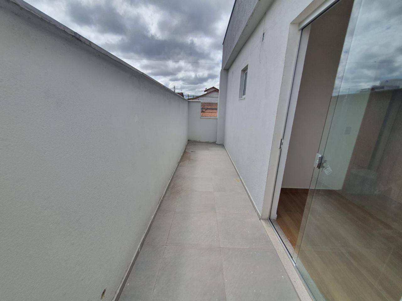 Casa para alugar com 2 quartos, 80m² - Foto 12