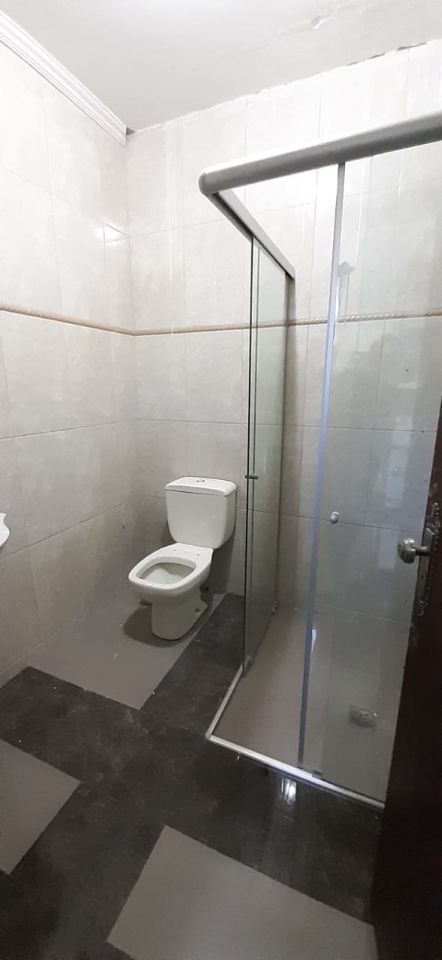 Casa para alugar com 4 quartos, 325m² - Foto 12