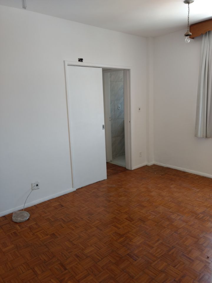 Apartamento à venda com 2 quartos, 79m² - Foto 1