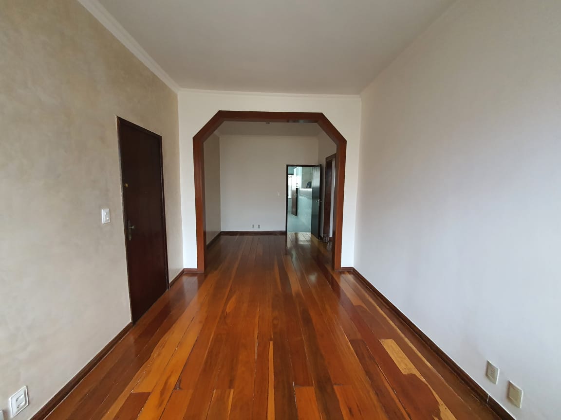 Apartamento à venda com 2 quartos, 85m² - Foto 1