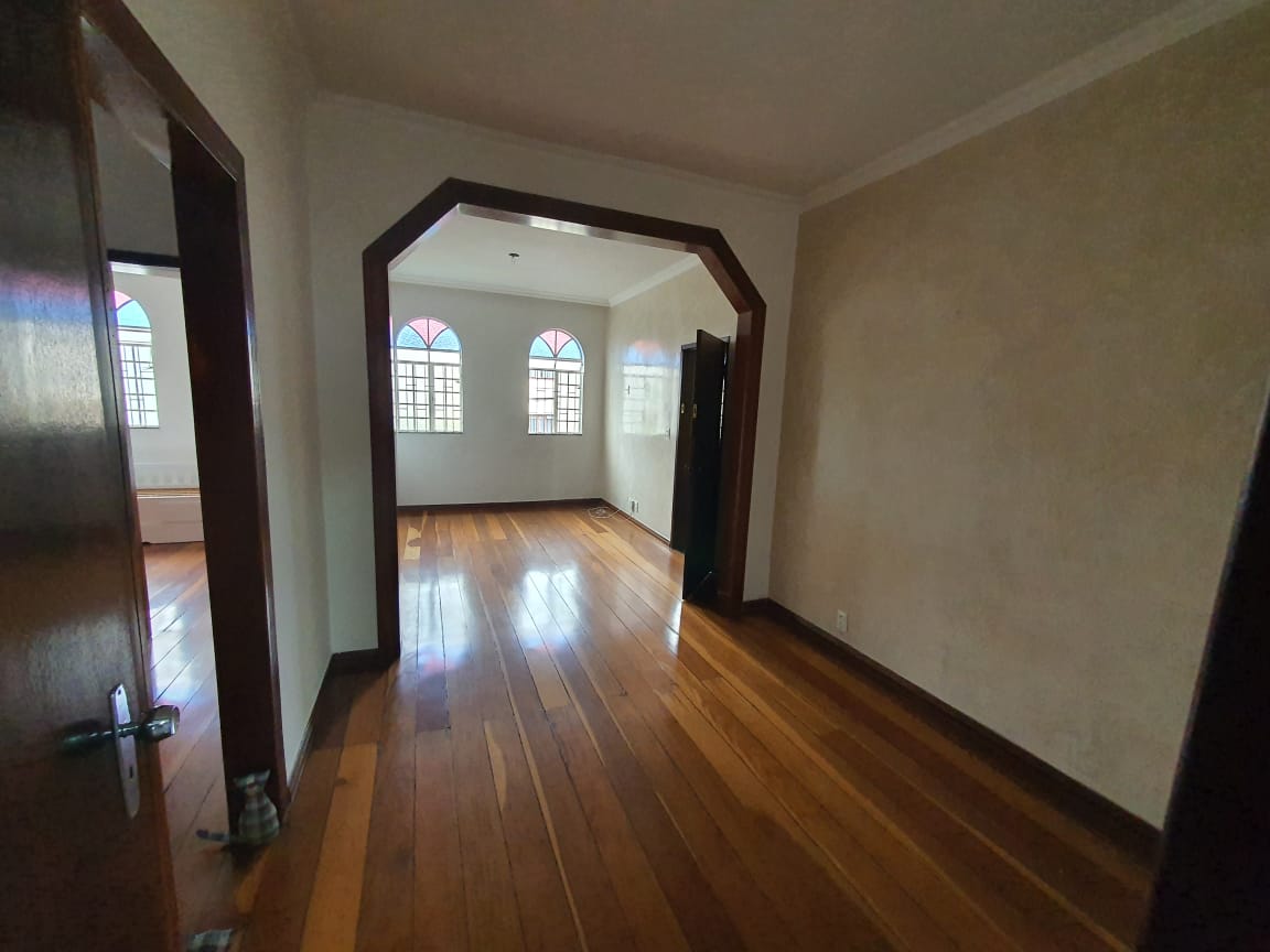 Apartamento à venda com 2 quartos, 85m² - Foto 2