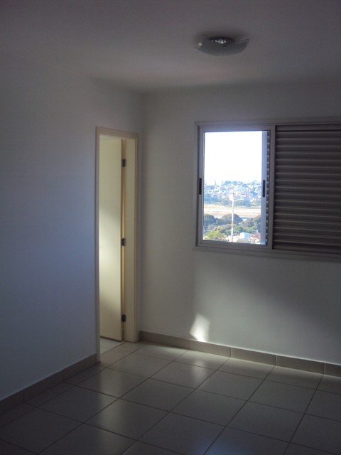 Apartamento para alugar com 3 quartos, 98m² - Foto 9