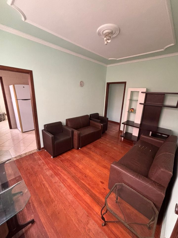 Apartamento à venda com 3 quartos, 138m² - Foto 1