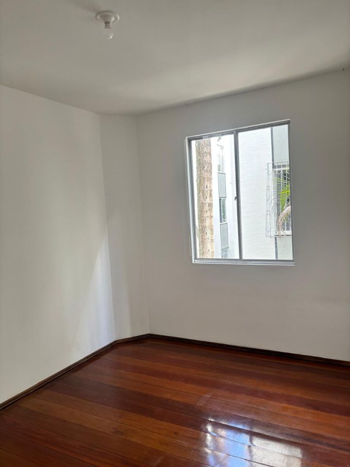 Apartamento para alugar com 3 quartos, 77m² - Foto 6