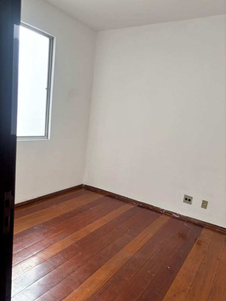 Apartamento para alugar com 3 quartos, 77m² - Foto 5
