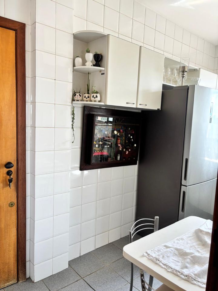 Apartamento à venda com 4 quartos, 157m² - Foto 15