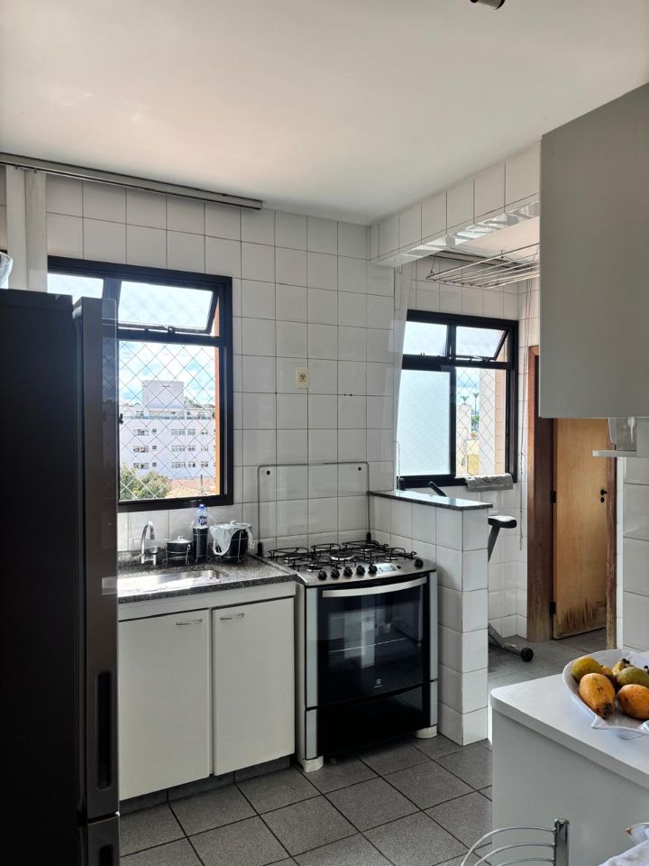 Apartamento à venda com 4 quartos, 157m² - Foto 14