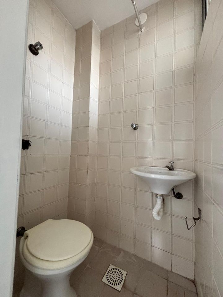 Apartamento para alugar com 3 quartos, 77m² - Foto 11