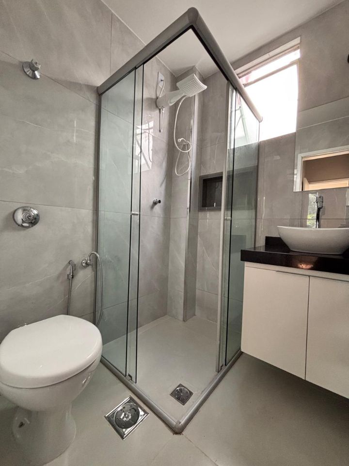 Apartamento para alugar com 3 quartos, 77m² - Foto 10