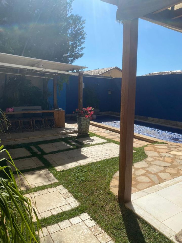 Casa à venda com 4 quartos, 360m² - Foto 3