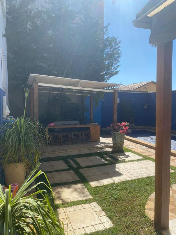 Casa à venda com 4 quartos, 360m² - Foto 2