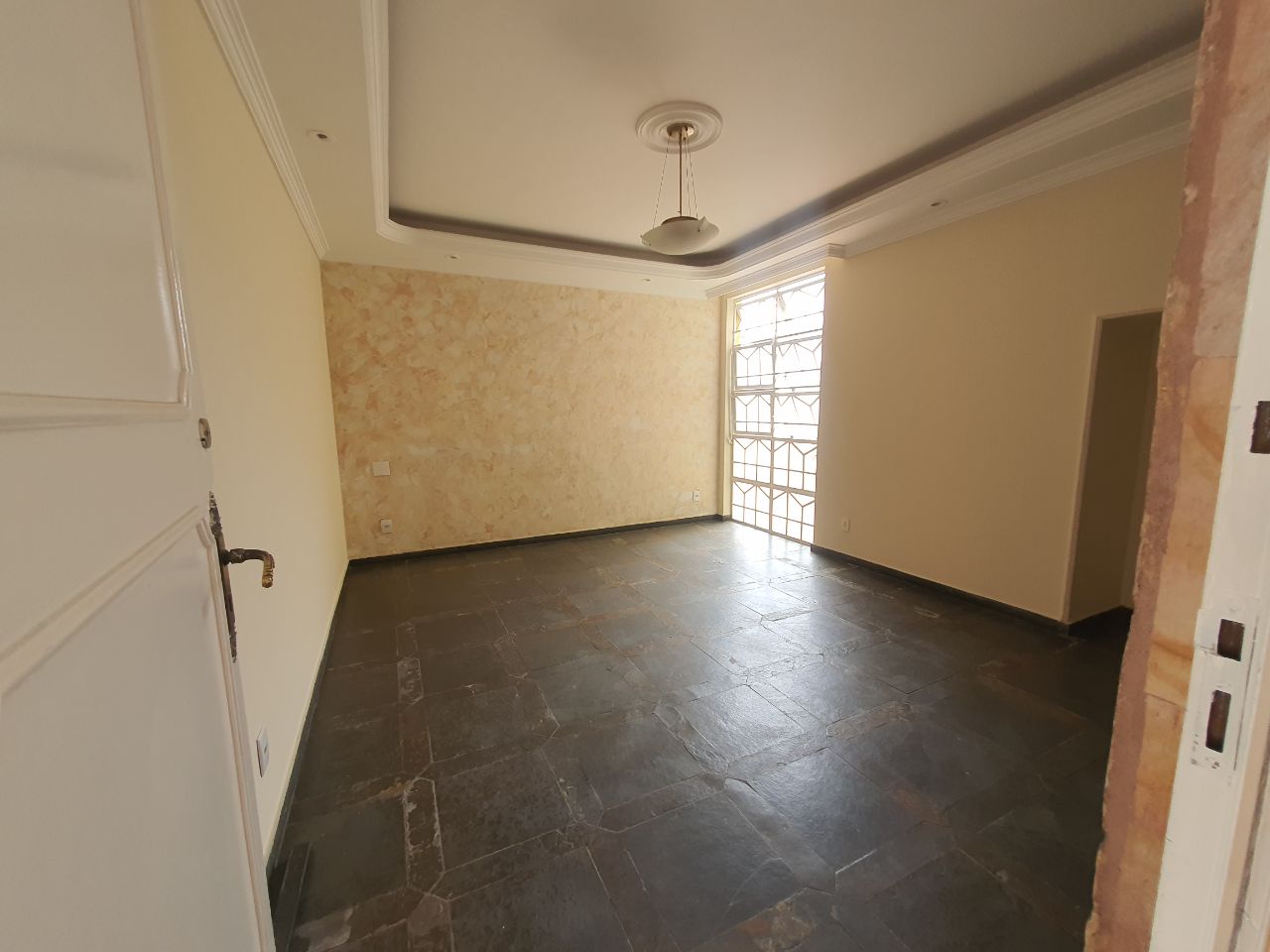 Casa para alugar com 3 quartos, 174m² - Foto 2