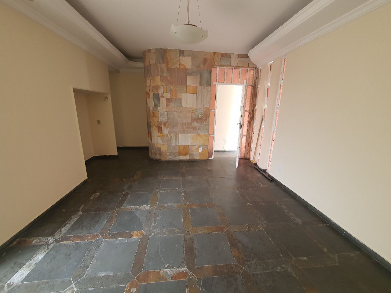 Casa para alugar com 3 quartos, 174m² - Foto 3