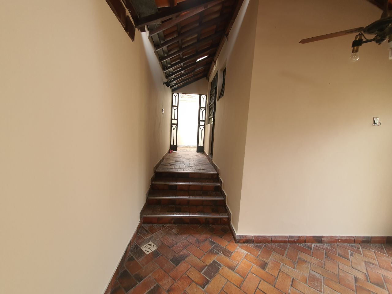 Casa para alugar com 3 quartos, 174m² - Foto 9