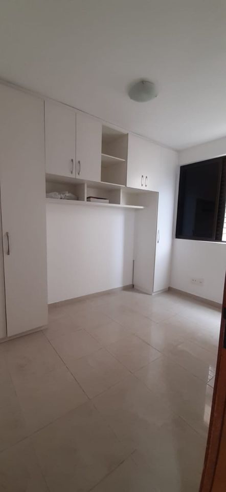 Apartamento para alugar com 2 quartos, 105m² - Foto 10