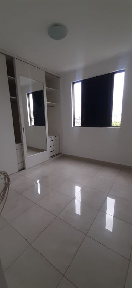 Apartamento para alugar com 2 quartos, 105m² - Foto 11