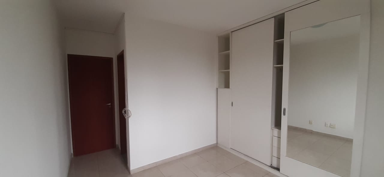 Apartamento para alugar com 2 quartos, 105m² - Foto 9