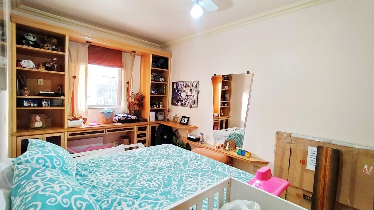 Apartamento à venda com 4 quartos, 205m² - Foto 9