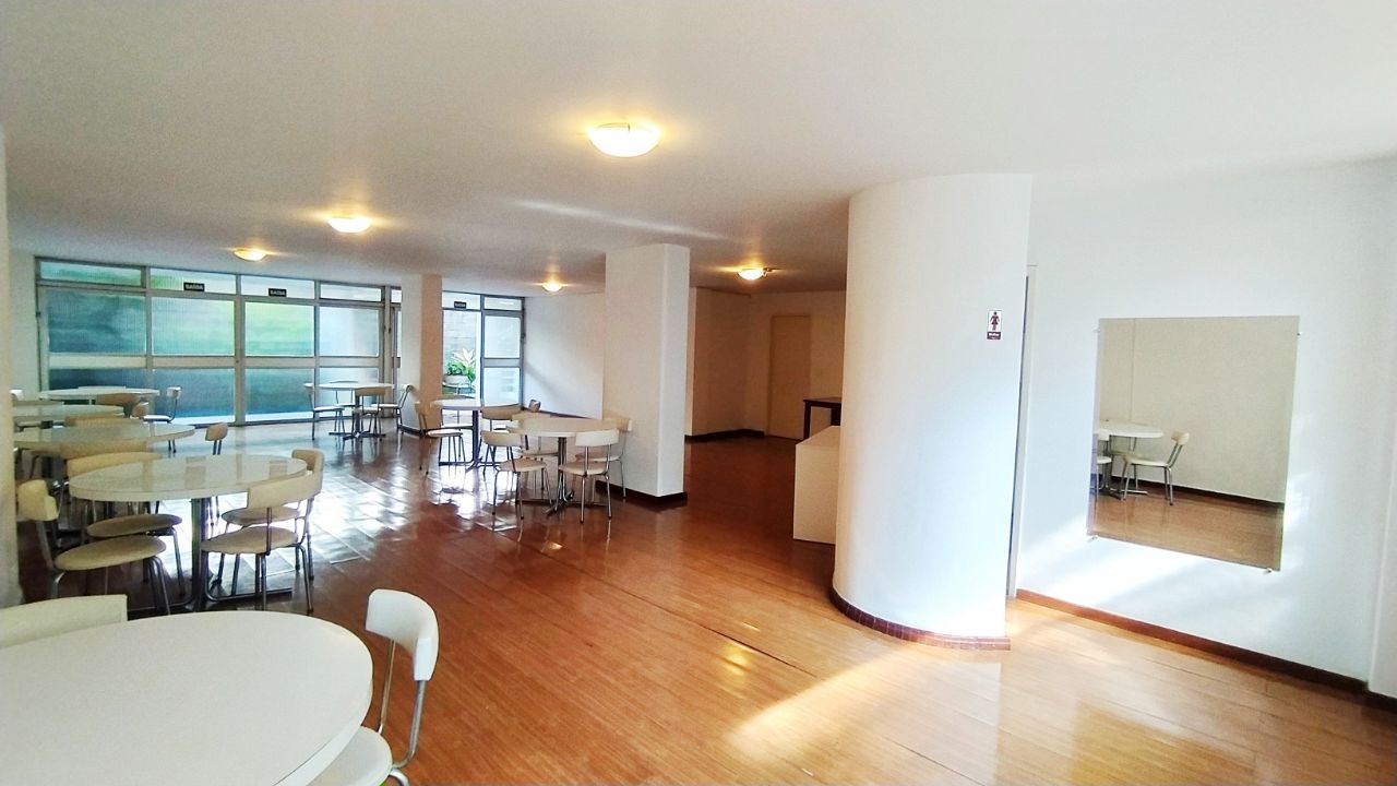 Apartamento à venda com 4 quartos, 210m² - Foto 11