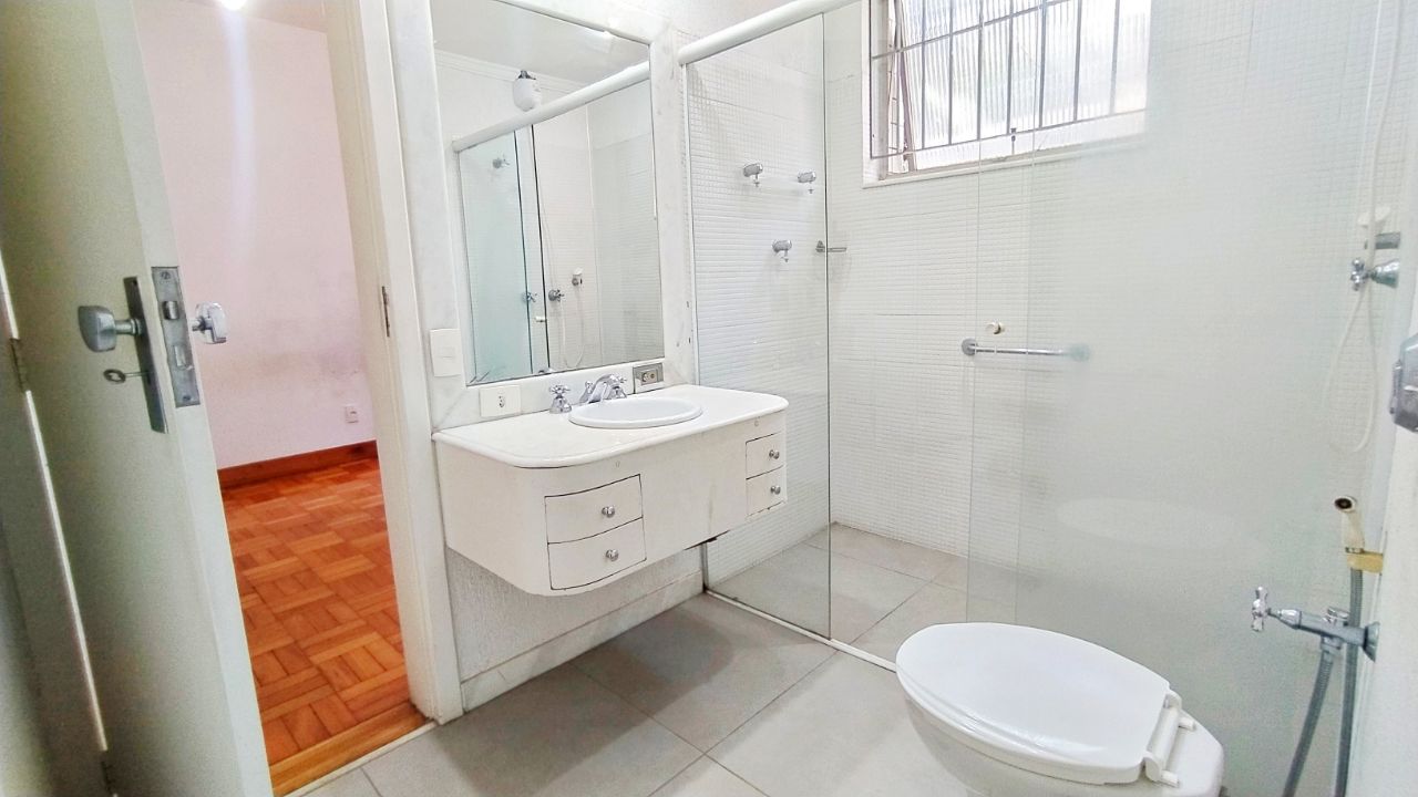 Apartamento à venda com 4 quartos, 210m² - Foto 10