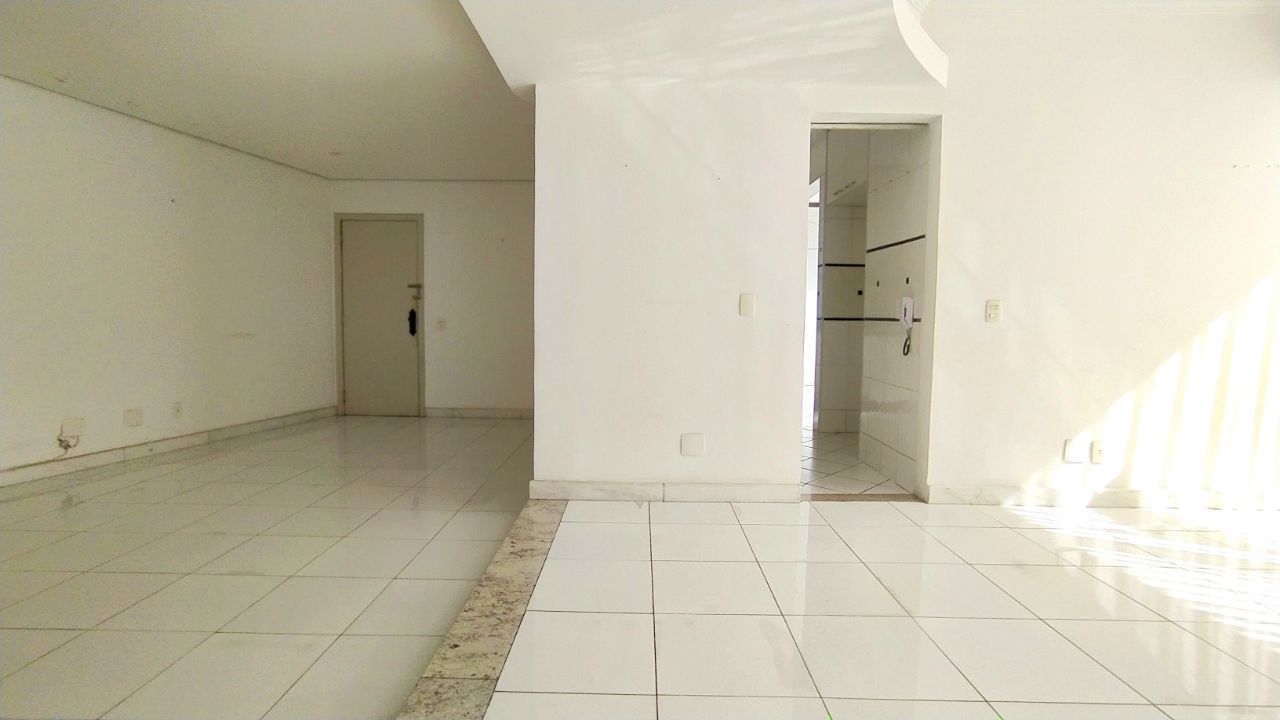 Apartamento à venda com 3 quartos, 130m² - Foto 15