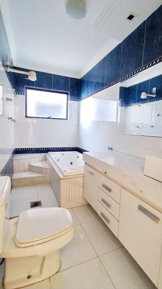 Apartamento à venda com 3 quartos, 130m² - Foto 11