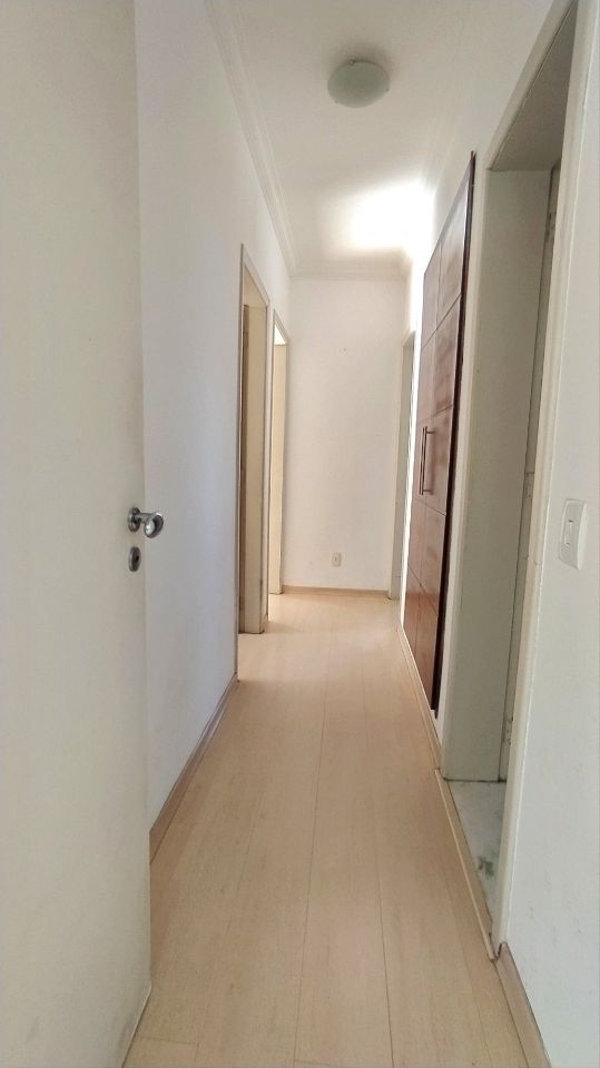 Apartamento à venda com 3 quartos, 130m² - Foto 4