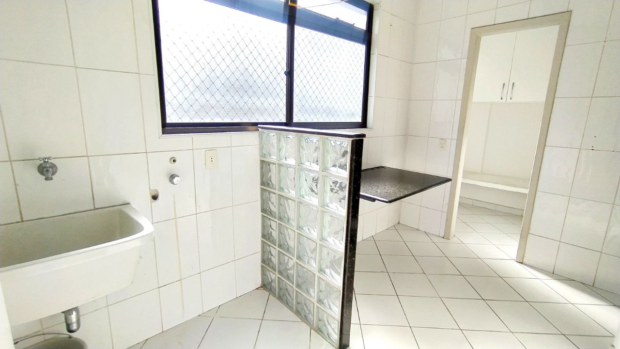 Apartamento à venda com 3 quartos, 130m² - Foto 17