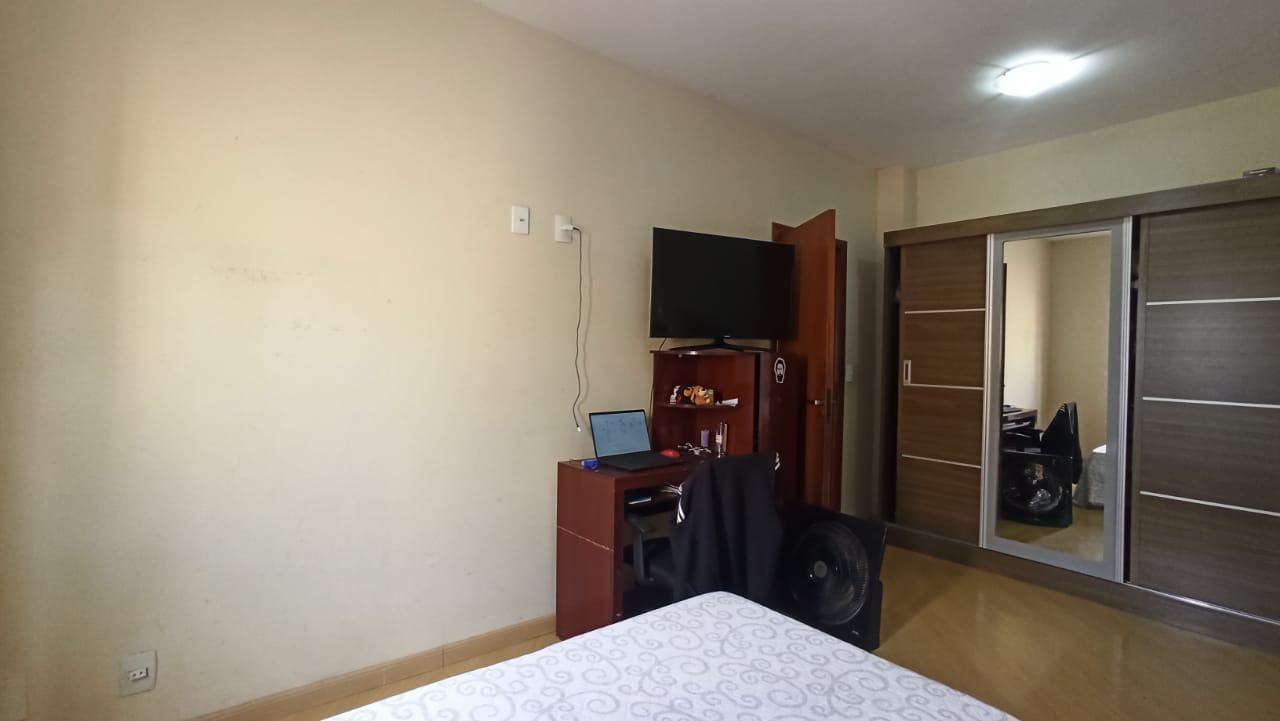 Casa à venda com 4 quartos, 589m² - Foto 11