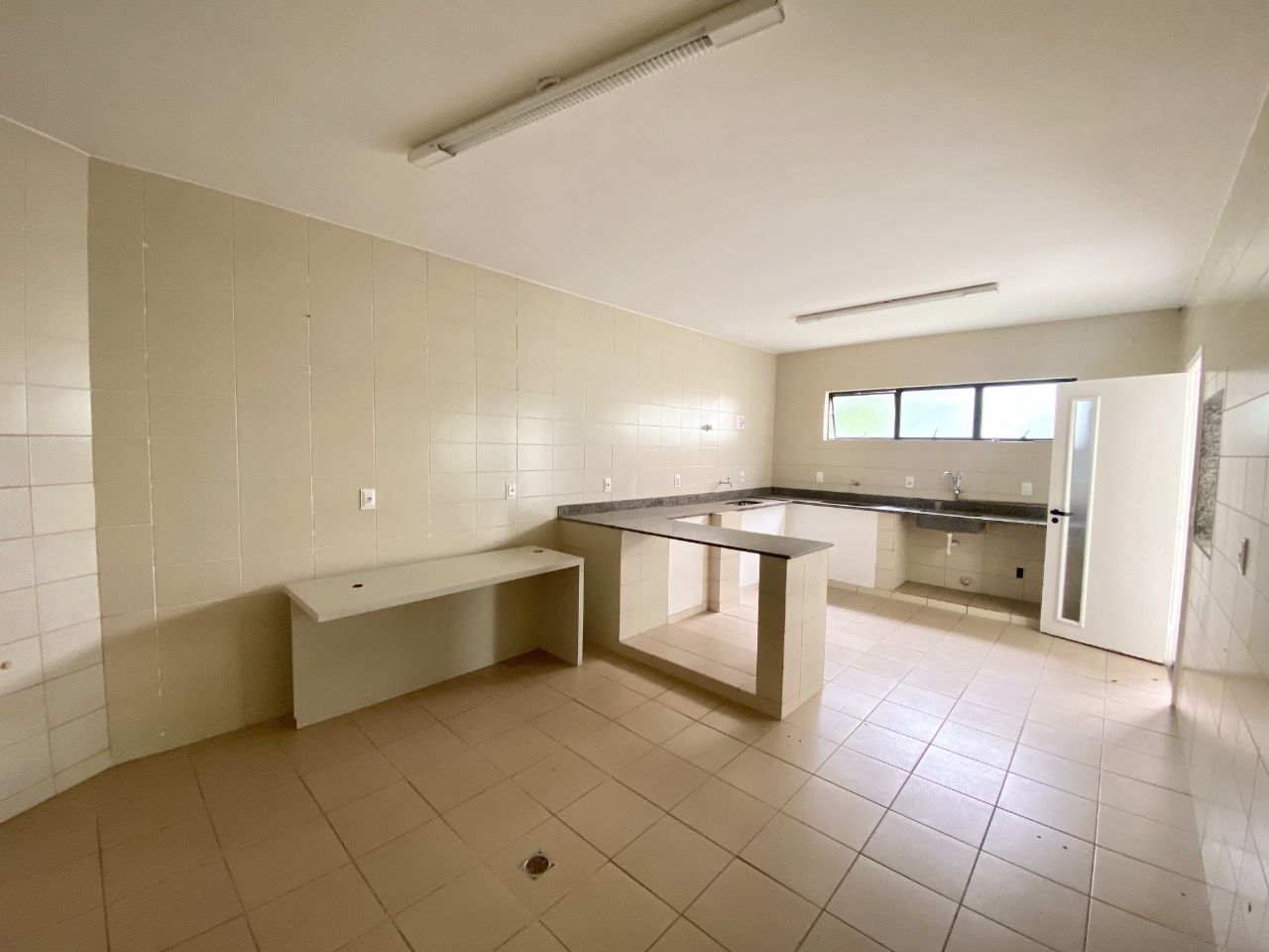 Loja-Salão para alugar, 540m² - Foto 13