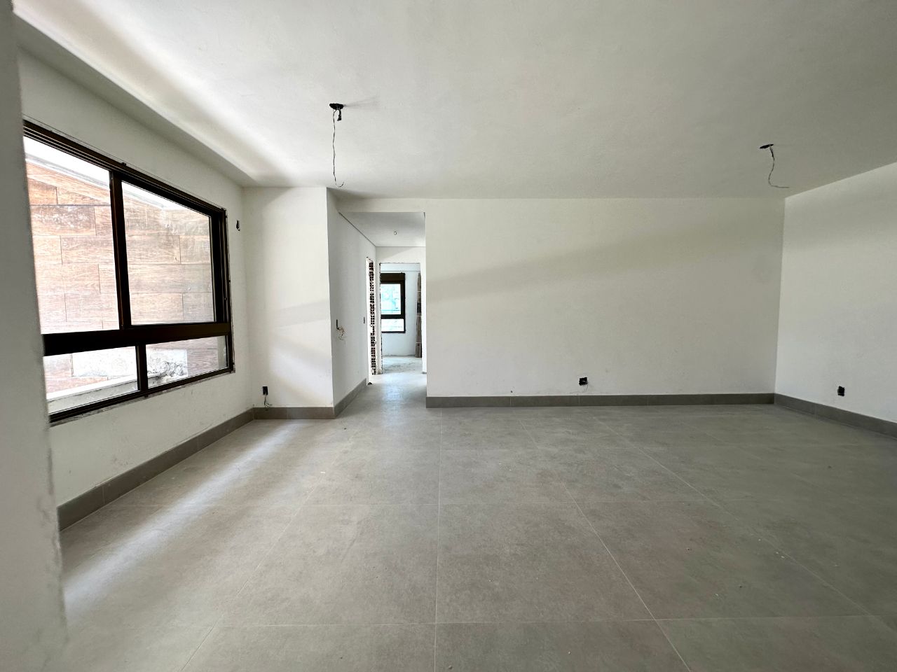 Apartamento à venda com 3 quartos, 87m² - Foto 1