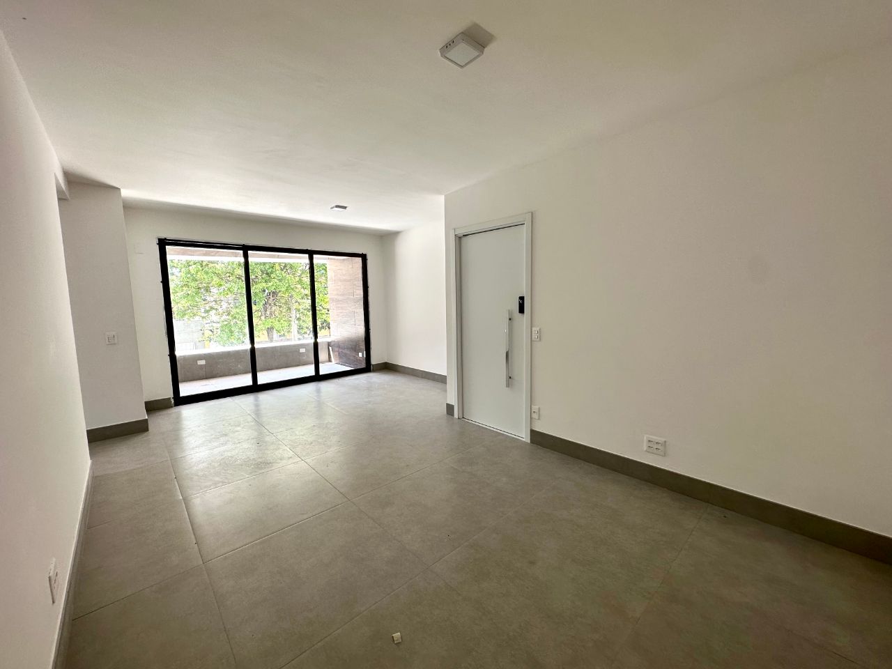 Apartamento à venda com 3 quartos, 87m² - Foto 7