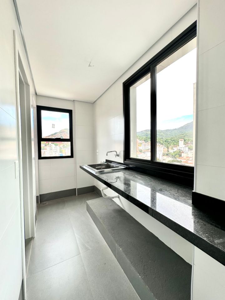 Apartamento à venda com 4 quartos, 140m² - Foto 14