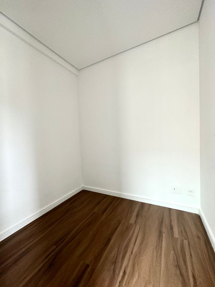 Apartamento à venda com 4 quartos, 140m² - Foto 15