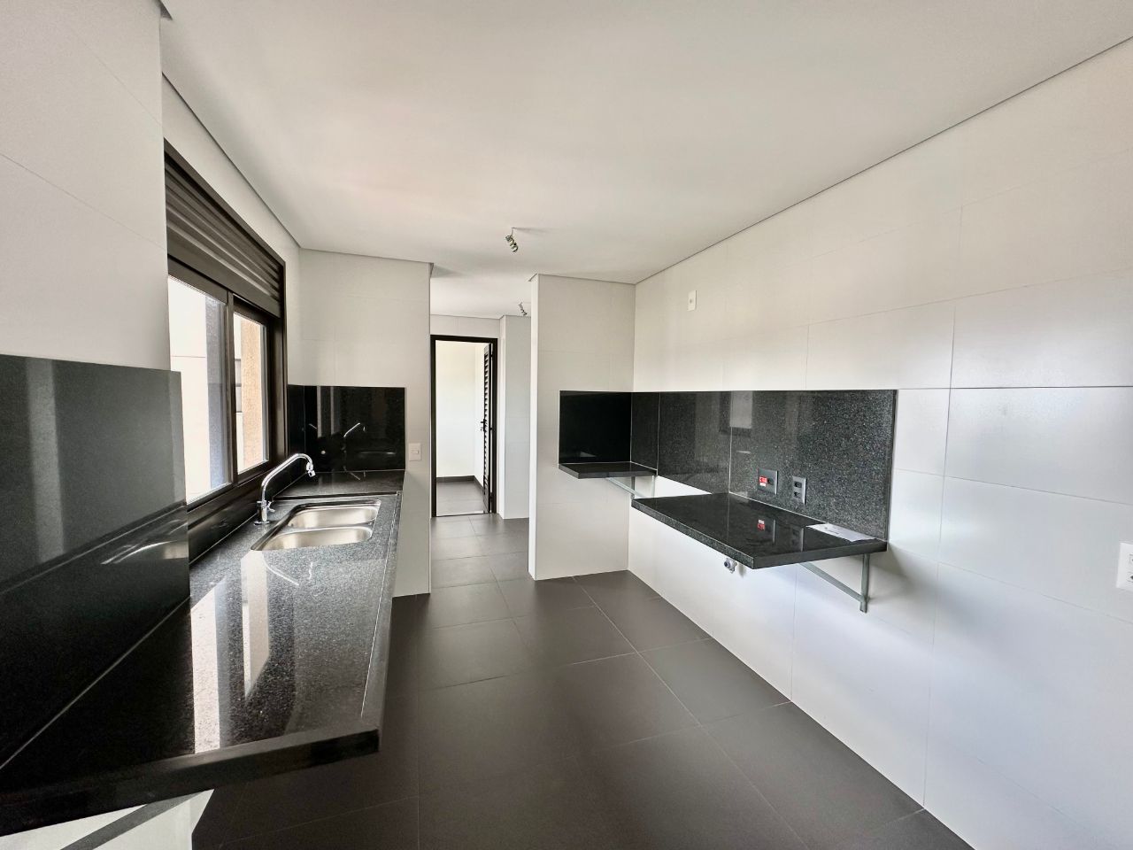 Apartamento à venda com 4 quartos, 172m² - Foto 18