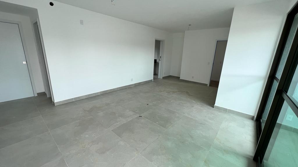 Apartamento à venda com 4 quartos, 138m² - Foto 4