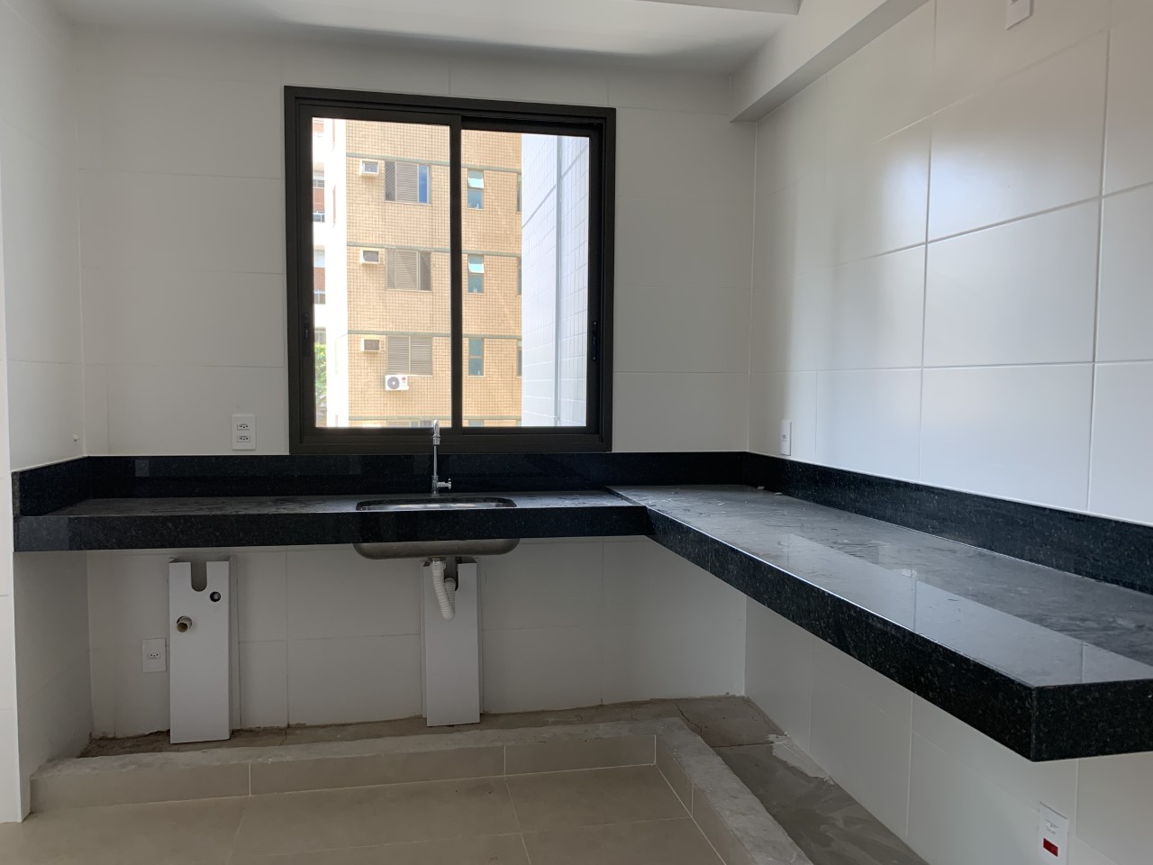 Apartamento à venda com 4 quartos, 138m² - Foto 6