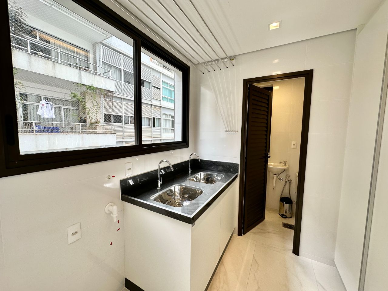 Apartamento à venda com 3 quartos, 107m² - Foto 19