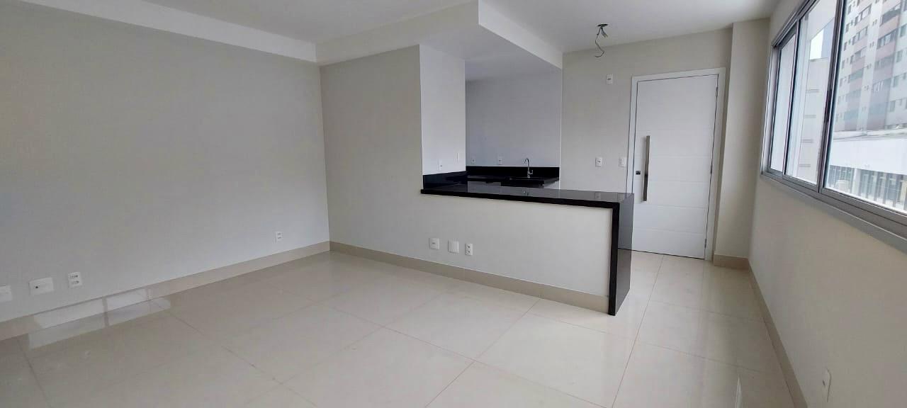 Apartamento à venda com 2 quartos, 68m² - Foto 2